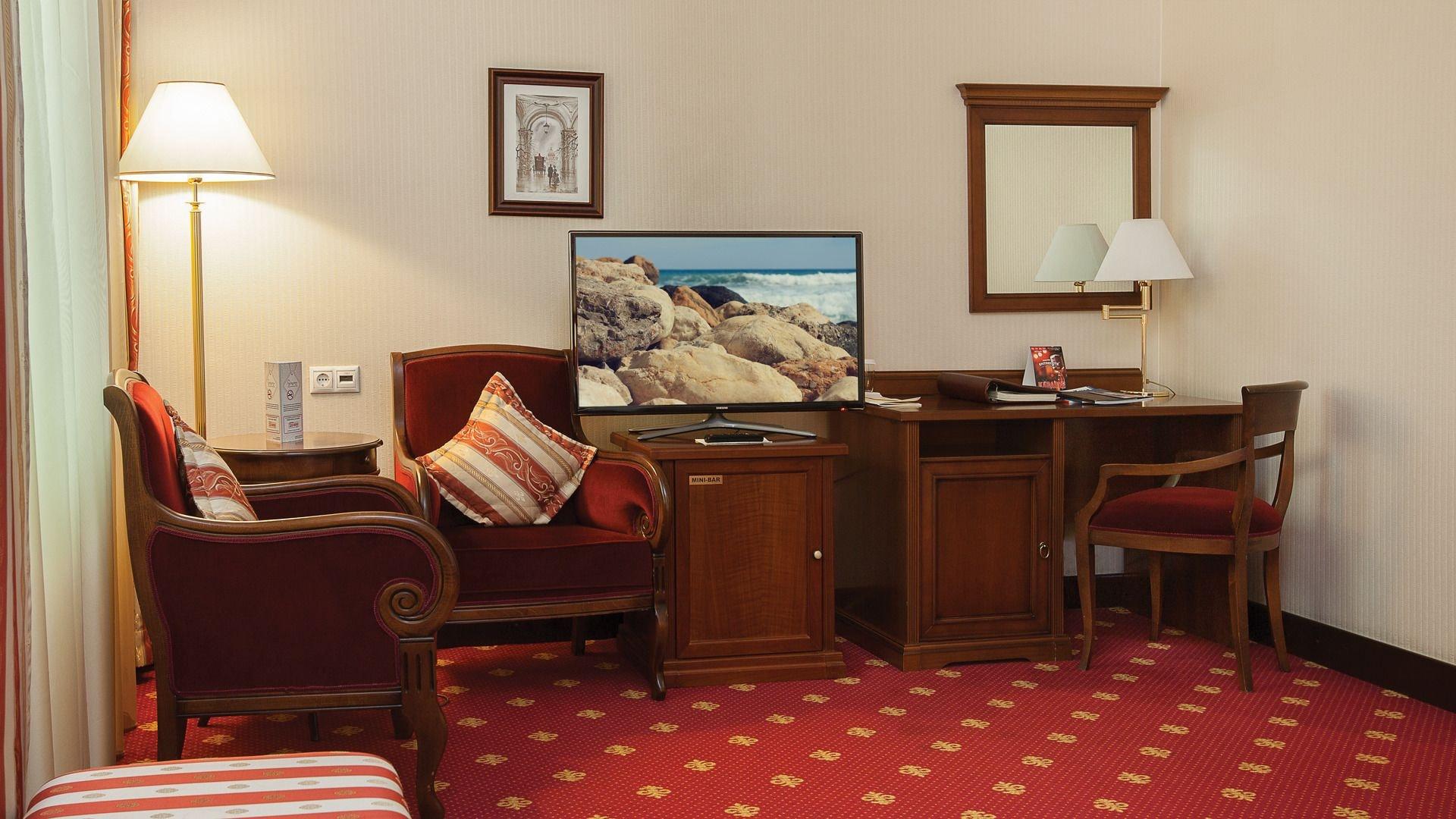 Grand Tien Shan Hotel Алма Ата Екстериор снимка